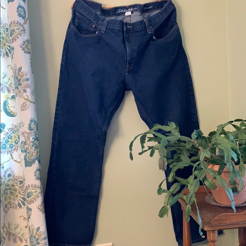 Men’s Eddie Bauer straight leg jeans 42x32